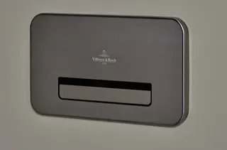 Villeroy & Boch WC-Betätigungsplatte ViConnect 160x62x270mm 2-Mengen-Spülung Edelstahl – Bild 3