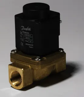 Danfoss Magnetventile EV225B 15BD G 1/2, servogest,, stromlos geschl, (NC)