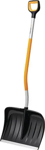 Schneeschieber X-series ergon. 532x385mm Stiellänge 1145mm Kunststoff/Alu FISKARS
