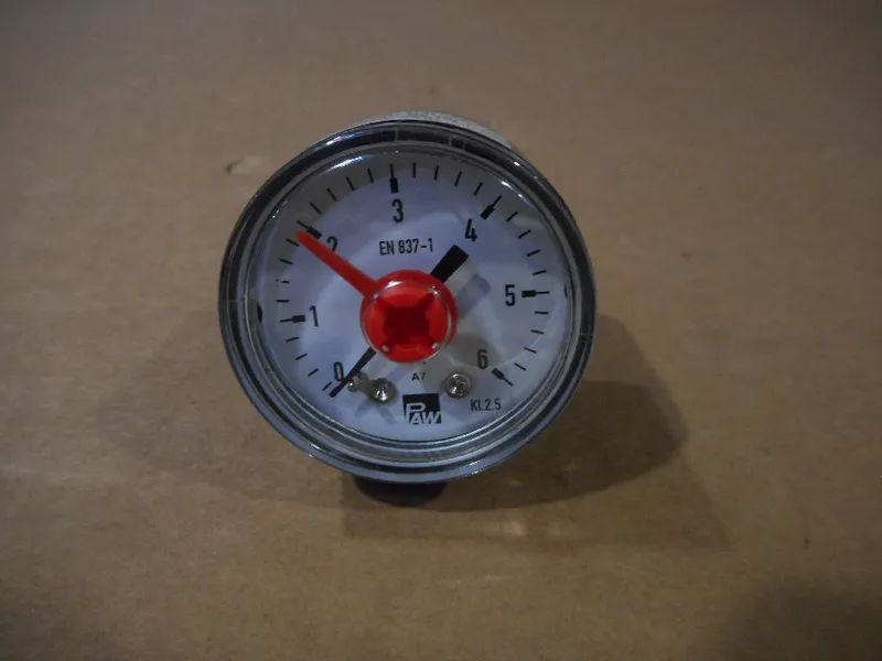 Remeha Manometer 3/8 D.40 0-6 Bar 300010942