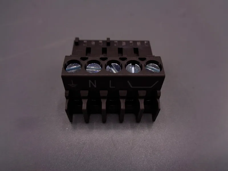 Remeha Stecker Rast 5 361105F80K30M08 P591 300009081