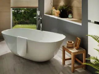 Villeroy & Boch Badewanne Theano 1550x750x506mm Solo Freistehend Weiß Alpin – Bild 4