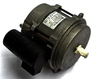 Daikin Motor 110W mit Kondensator für ROTEX A1 BO bis BJ 2018 – Bild 2