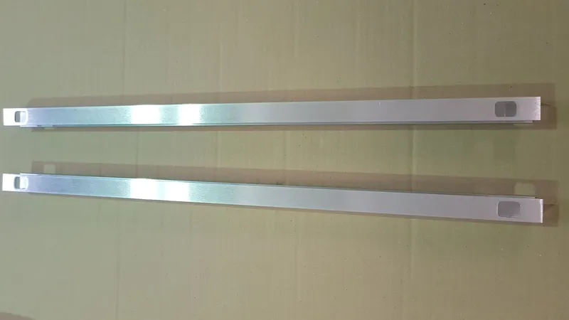 AS Edelstahl-Befestigungsleisten 30 x 30 x 780 mm