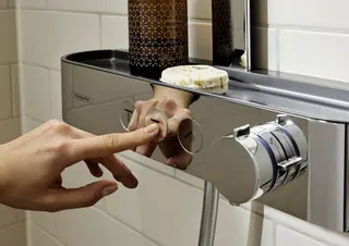 Hansgrohe Showerpipe Pulsify S 260 2j EcoSmart mit Brausethermostat Aufputz chrom – Bild 3