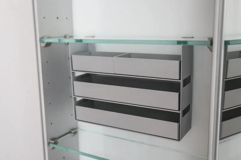 SP Etagenhalterung Rückwand inkl 4 Boxen 260x 195 x 72 mm mit Schrank