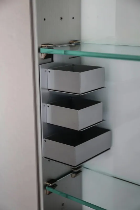 SP Etagenhalterung Seite inkl 3 Boxen 110x 195 x 72 mm mit Schrank