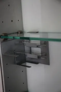 SP Schminkpinsel und Rasiererhalterung 110 x 120 x 110 mm mit Schrank