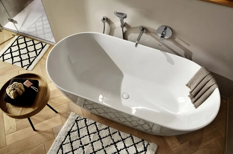sanibel 3001-Acryl-Badewanne freistehend A23 m. Überlauf 1600x750x445/590mm weiß