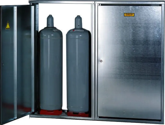 4-Flaschenschrank f. 33-kg-Flaschen 1485 x 1670 x 400 mit Rueckwand