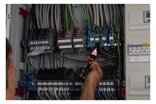 testo 745 Kontaktloser Spannungsprüfer – Bild 5