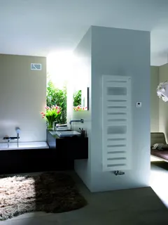 Zehnder Design-Heizkörper Metropolitan Spa Mixbetrieb METM-180-060/GD, 1750x39x600, RAL 9005 – Bild 2