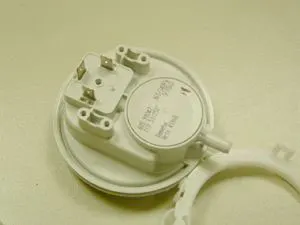 Remeha Luftdruckwächter 605.99047 4Gl S45968