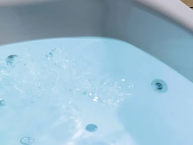 Bette ZUB Badewanne Ausstattung / Oberfläche LED-Scheinwerfer farbig chrom