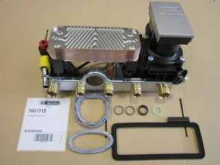 Remeha Hydroanschluss+Pumpe+Plattenwärmetaus 7601215
