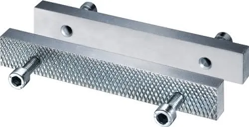 Schraubstockbacke Heuer Front Backen-B.140mm glatt/geriffelt HEUER