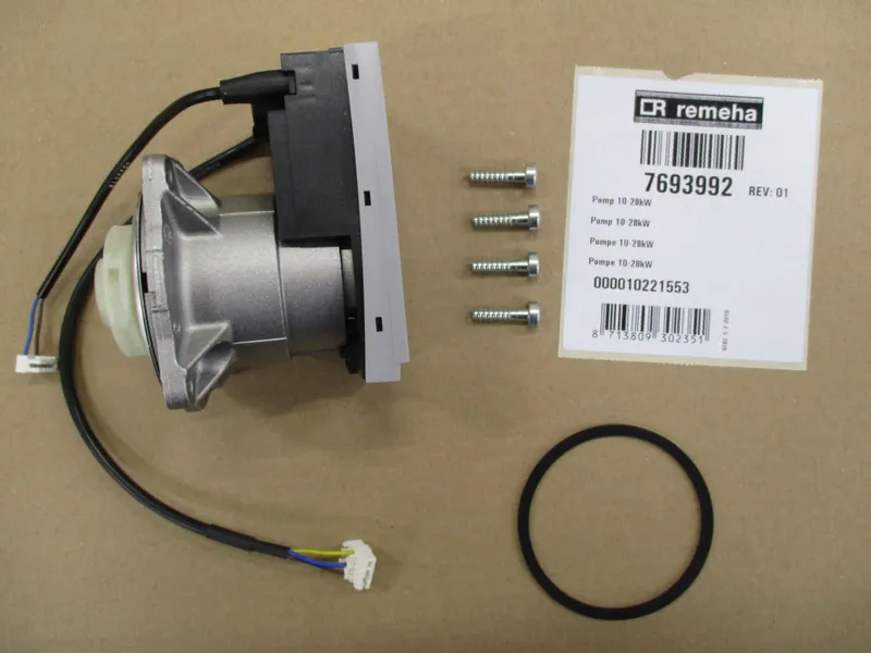 De Dietrich Pumpe 28 KW Tzerra Ace 15-25 DS / 28 C