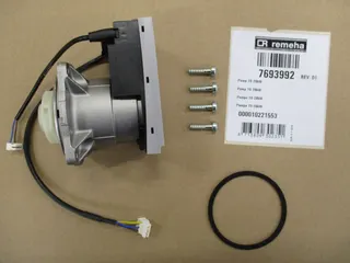 De Dietrich Pumpe 28 KW Tzerra Ace 15-25 DS / 28 C