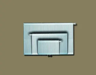 Kermix2 Profil Vplus T22 BH600x100x700 QN1166, weiß, 10 bar, Vent. links, m. Abd.