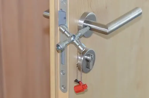 Schaltschrankschlüssel 820 M03 13 Funktionen m.Bitadapter