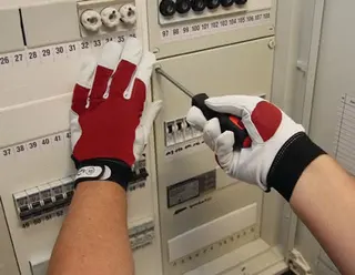 Handschuhe Griffy Gr.9 rot/naturfarben Z iegennappaleder/Interlock auf SB-Karte