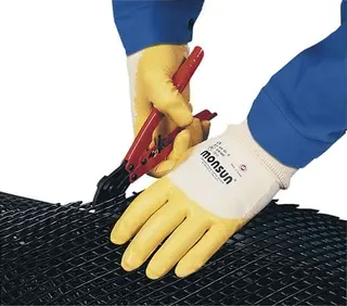 Handschuhe Monsun 105 Gr.10 curry BW-Tri kot m.Nitril EN 388 PSA II HONEYWELL