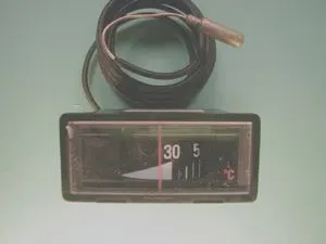 De Dietrich Flach-Thermometer G.M Nr.95365157 (PG 014)