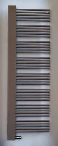 Zehnder Yucca Cover YPL-180-60 1828x55x582 RAL 9016/ Blende chrom