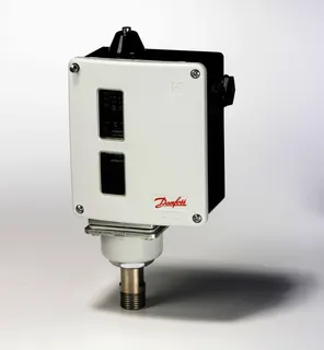 Danfoss Selbstüberwachendes Pressostat 50-2,5 bar, RT 33 B