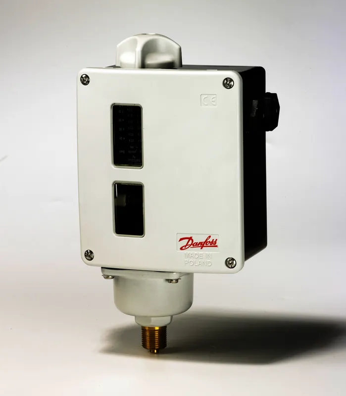 Danfoss Pressostat Typ RT 110 0,2 - 3,0 bar, 017-529166