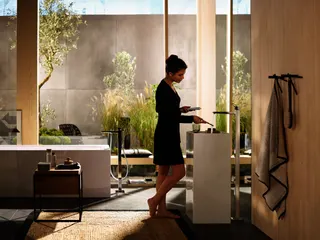 Hansgrohe Waschtischmischer Metropol Fertigset Bügelgriff zur Bodenmontage chrom – Bild 2