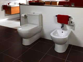 Villeroy & Boch Spülkasten Subway 388x155x385mm Zul. seitl. od. von hi. Weiß Alpin cplus – Bild 2