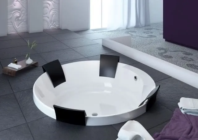 Hoesch Badewanne Aviva Rund 1800 mit vier Kopf-/Rückenstützen, Weiß