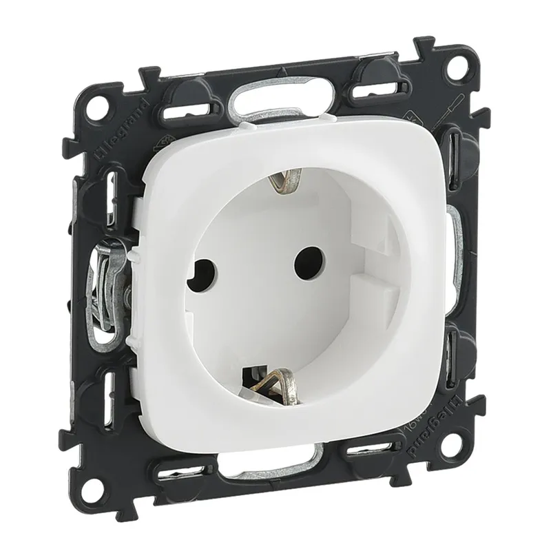 Legrand SCHUKO-Steckdose V.ALL ultraweiss