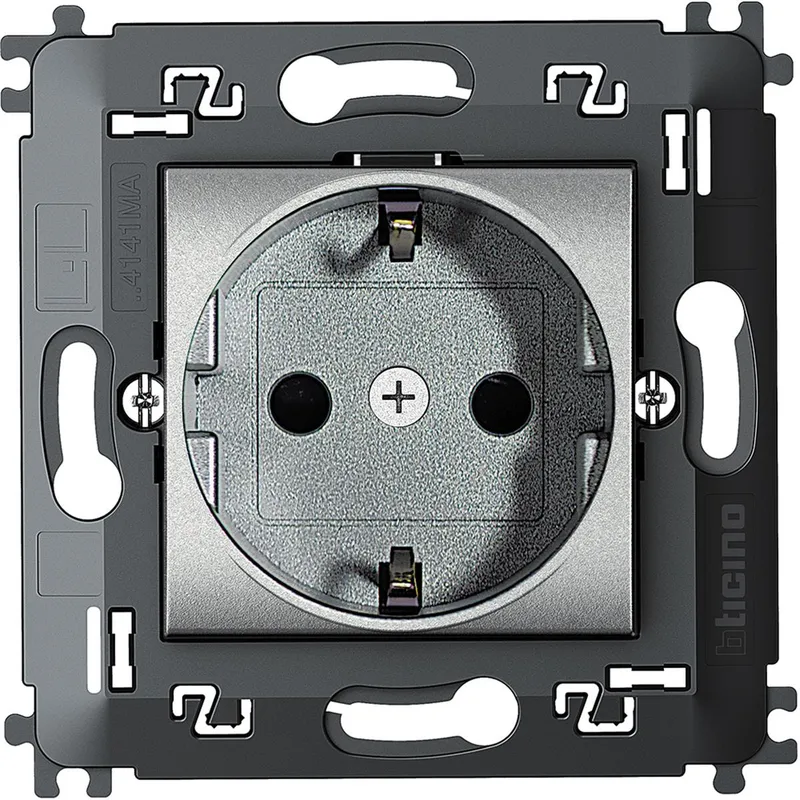 Bticino SCHUKO-Steckdose NT4141MA m. Tragring SL TECH