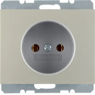 Berker Steckdose 6167157004 edelstahl lackiert 6167157004