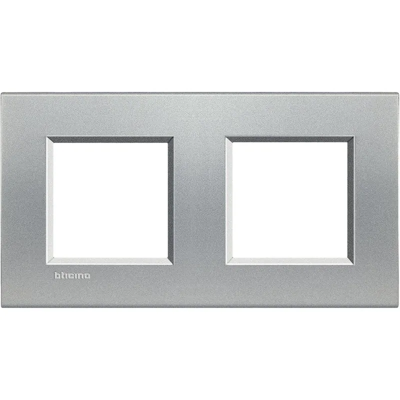 Bticino Rahmen LNA4802M2TE TECH 2x2-modulig