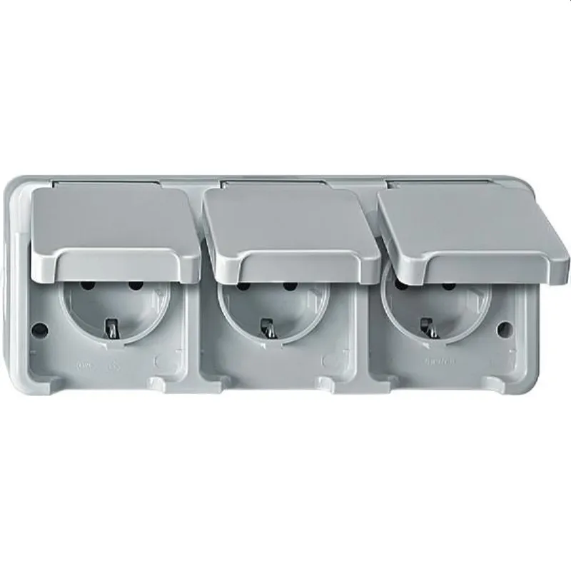 Merten SCHUKO-Dreifach-Steckdose MEG2390-8019 polarweiss