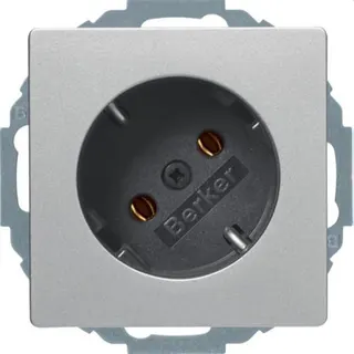 Berker SCHUKO-Steckdose M345° Q1./Q.3 alu samt lackiert
