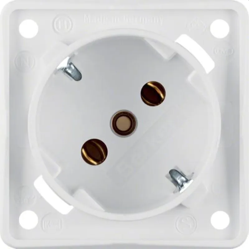 Berker SCHUKO-Steckdose M3841852522 45Grad polarweiss matt