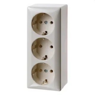 Berker SCHUKO-Dreifach-Steckdose M34040 weiss
