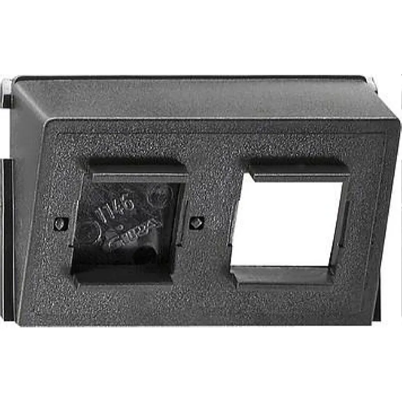 Gira Einsatz 005800 Datenhaube AT+T 2f Zubehoer