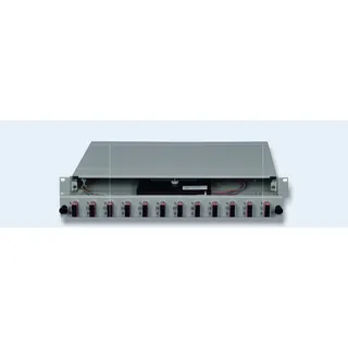 DNBL Spleissbox 19" 1HE ausz. RAL7035 12xSCD-Kupp, 24x-Pigtails OM4 5122212125