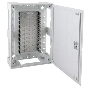 DNTE Kunststoffverteiler innenBox III zu 100DA mit Vorreiber 46026.1