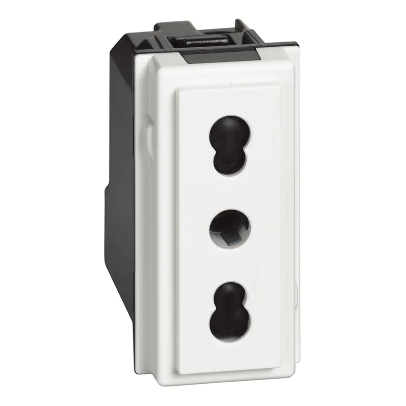 Bticino Steckdose KW4180 LivingNow