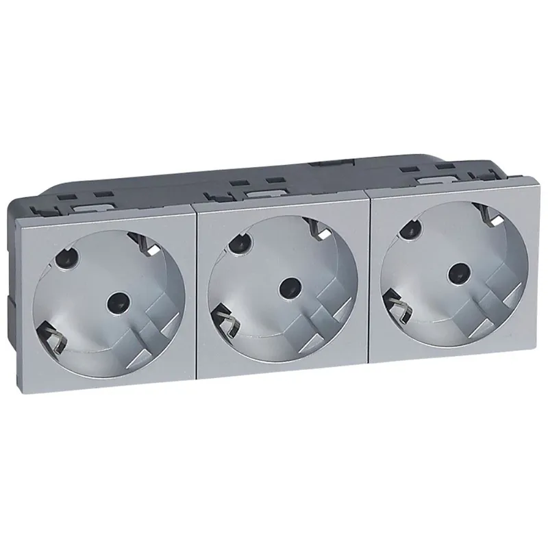 Legrand SCHUKO-Steckdose 079283 MSC 3f 45° 6mod alu