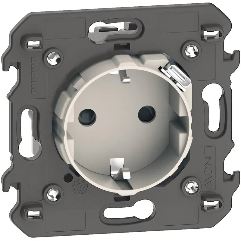 Bticino SCHUKO-Steckdose KM4141USB LivingNow