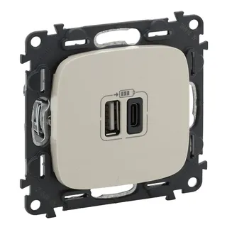 Legrand 754966 VALLURE 2xUSB-A+C 2MOD 3A MW
