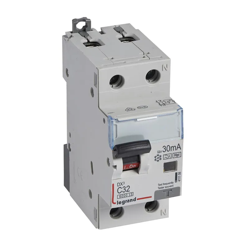 Legrand FI / LS-Kombination 411108 DX3 C32 1+N 6KA30MA A-HPI