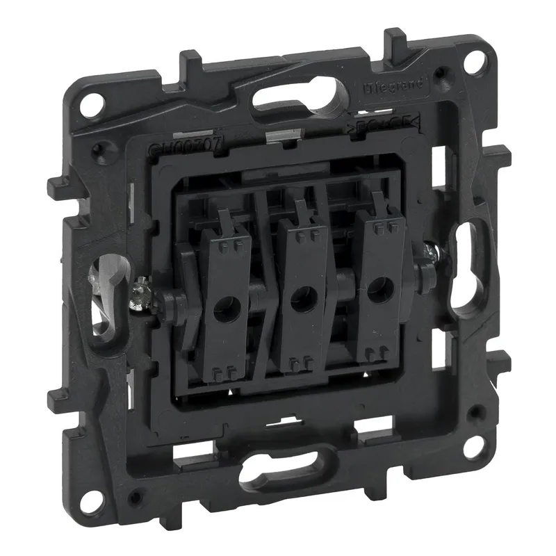 Legrand Einsatz 864003 Niloe Step 3fach Ausschalter 10Ax